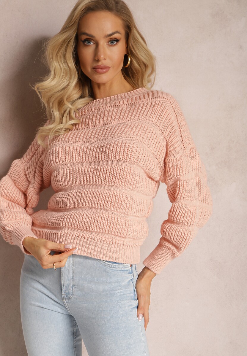 Jasnobeżowy Sweter o Krótszym Luźnym Fasonie Olimppia