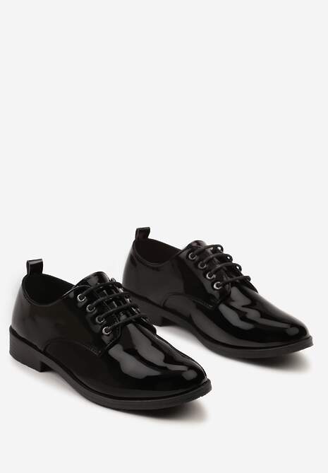 Czarne Lakierowane Półbuty Oksfordki Sznurowane na Rzemyki Zatella