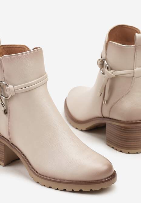Beżowe Botki na Słupkowym Obcasie Zdobione Aplikacją Tulaviera