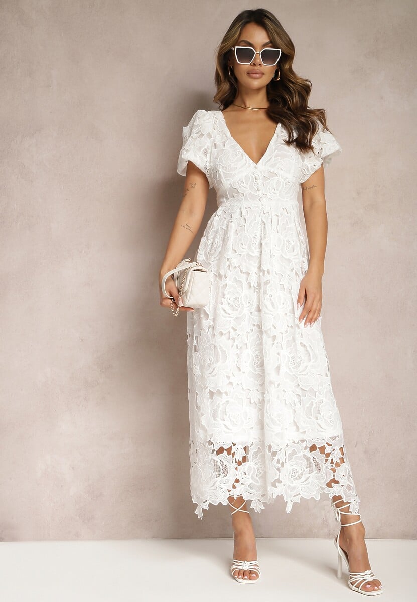 Biała Koronkowa Sukienka Koktajlowa z Głębokim Trójkątnym Dekoltem Wrenna