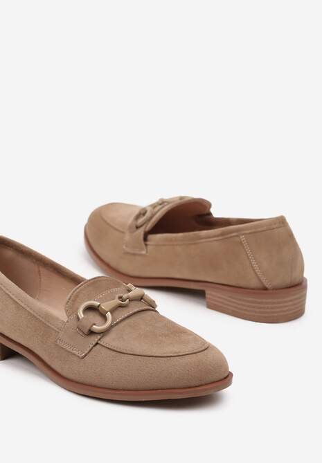Ciemnobeżowe Mokasyny Vices z Wkładką ze Skóry Naturalnej Zdobione Łańcuszkiem Delariona