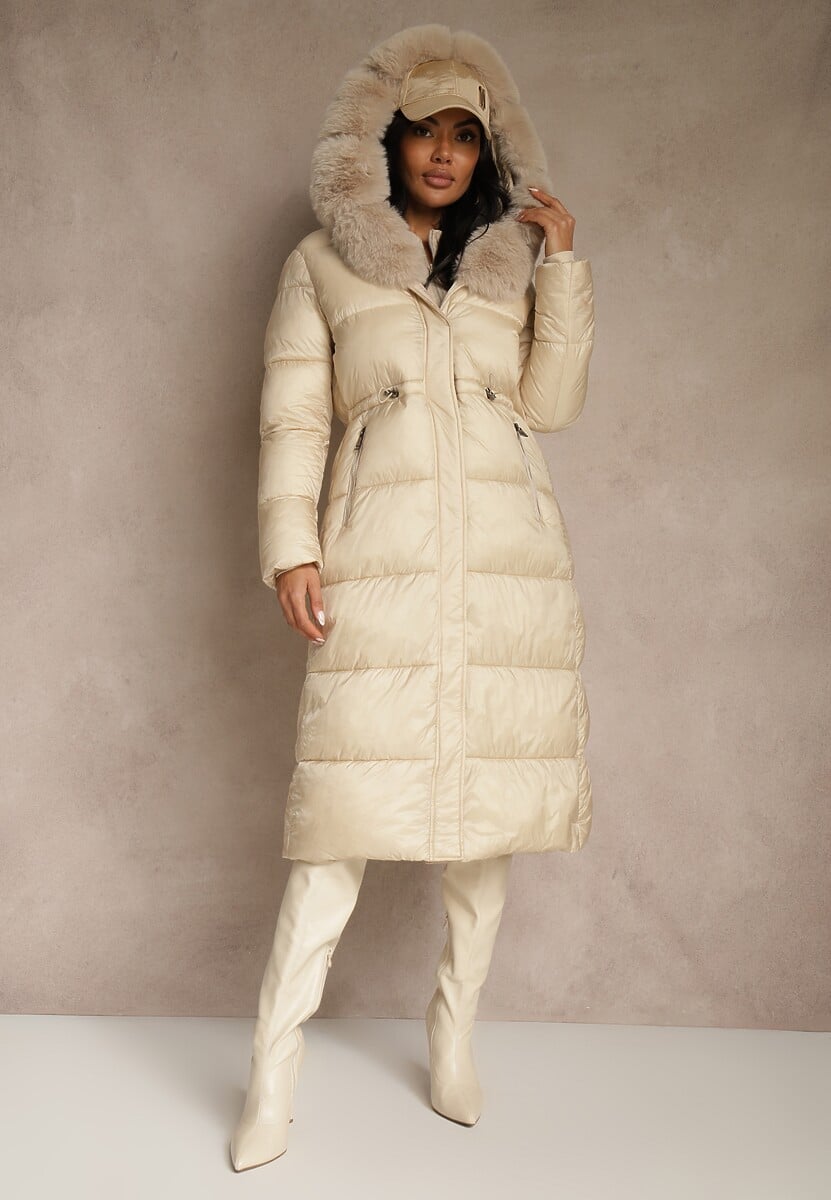 Czarna Puchowa Kurtka Pikowana o Długim Kroju z Kapturem z Futerkiem Bavea