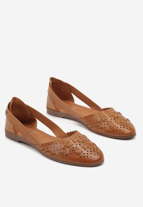 Brązowe Ażurowe Balerinki z Ozdobnymi Wycięciami Damirra