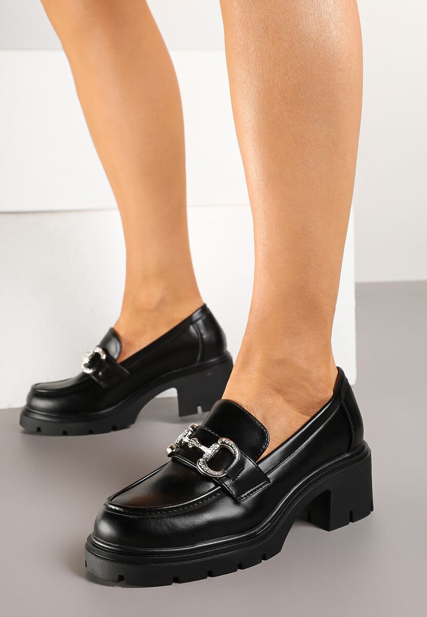 Czarne Półbuty Mokasyny na Słupku Ozdobione Klamrą i Cyrkoniami Lenlisa