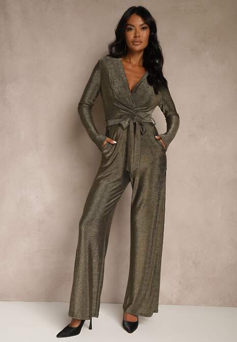 Złoty Kopertowy Kombinezon z Wiskozą Wiązany w Talii Paskiem Temionna