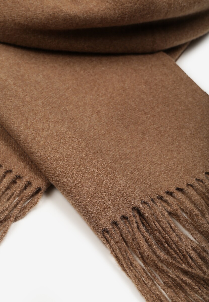 Ciemnobeżowy Szalik Wykończony Frędzlami z Tkaniny Valleria