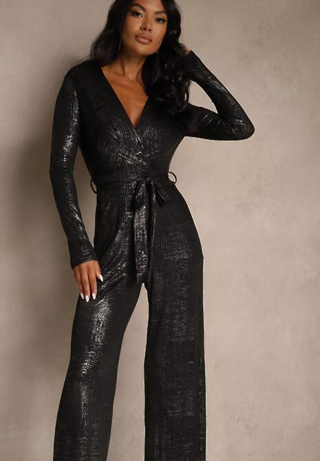Czarno-Złoty Kombinezon z Wiskozą o Kopertowym Kroju z Wiązanym Paskiem Nalivere
