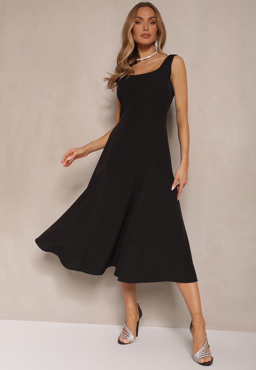 Różowa Rozkloszowana Sukienka w Klasycznym Stylu Deslene