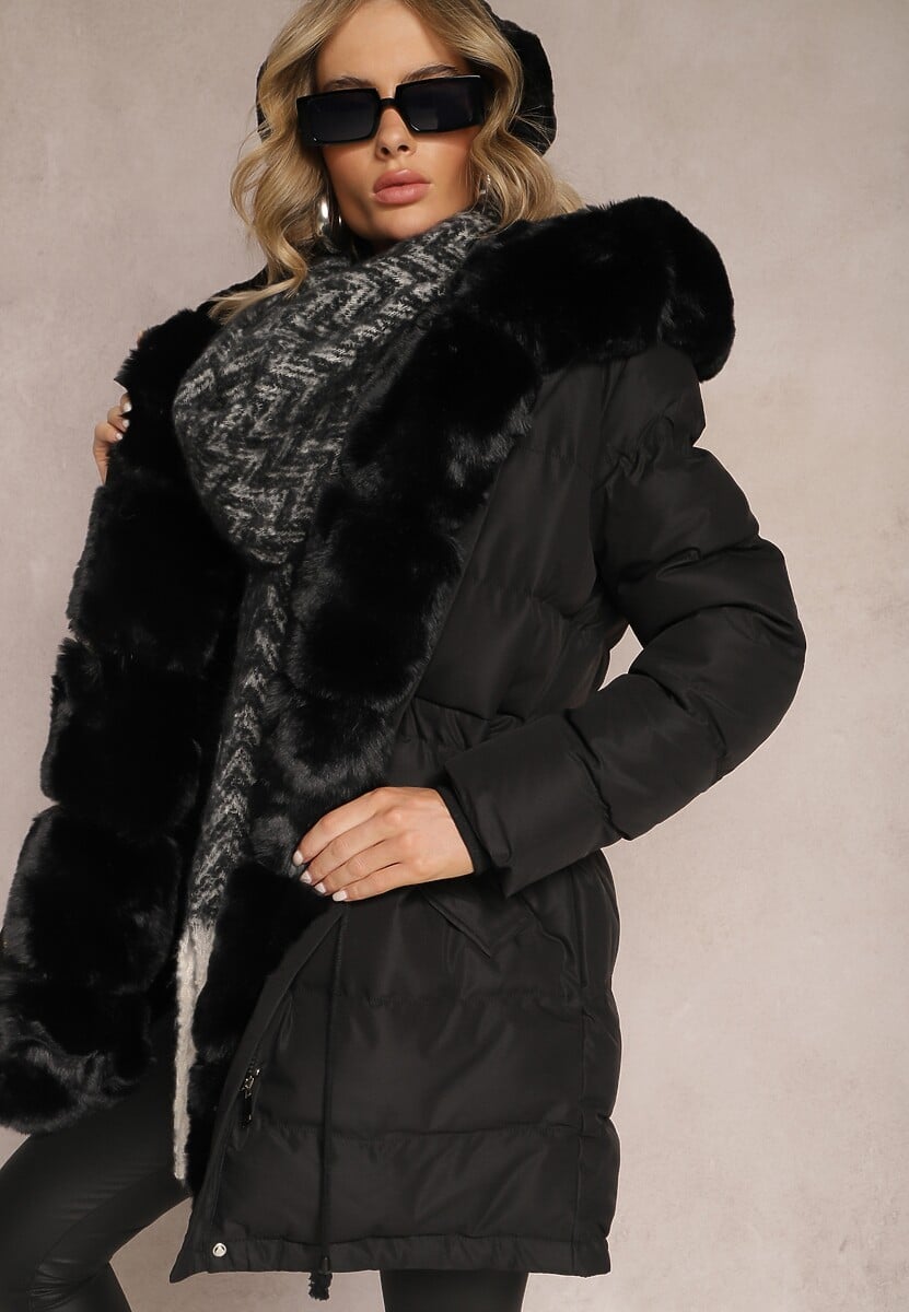 Czarna Pikowana Kurtka z Futerkiem i Kapturem Merlara
