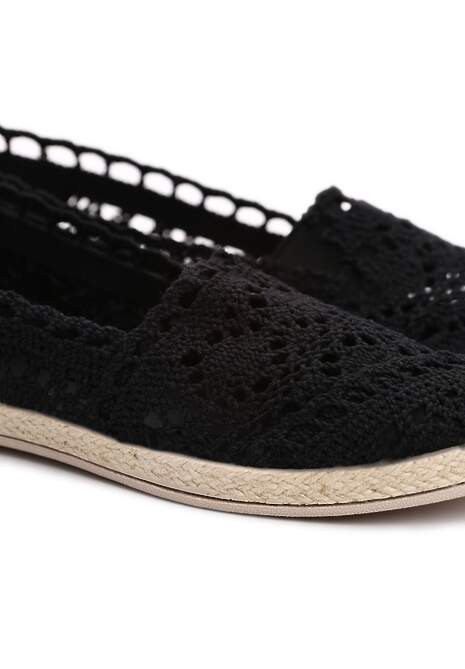 Czarne Espadryle z Ażurową Cholewką i Plecioną Podeszwą Gratifyinglys