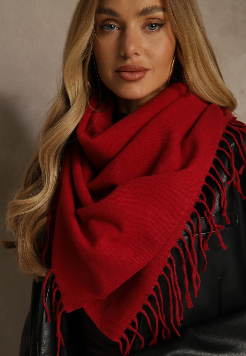 Jasnobeżowy Klasyczny Szalik Zakończony Frędzlami Vetiele