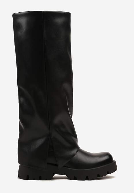 Czarne Kozaki na Podeszwie ze Żłobieniami z Cholewką Imitującą Nogawkę Rilarresa