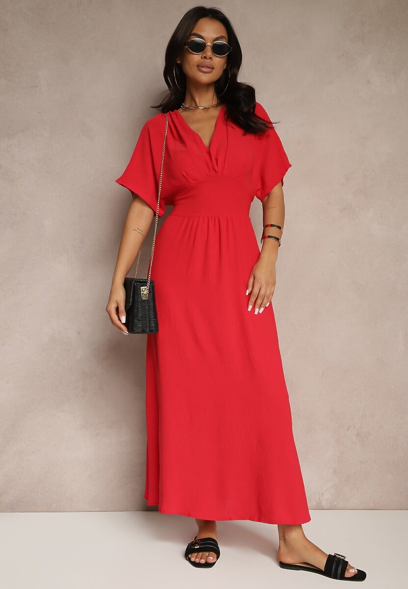 Biała Sukienka o Rozkloszowanym Kroju z Gumką w Talii Iffine