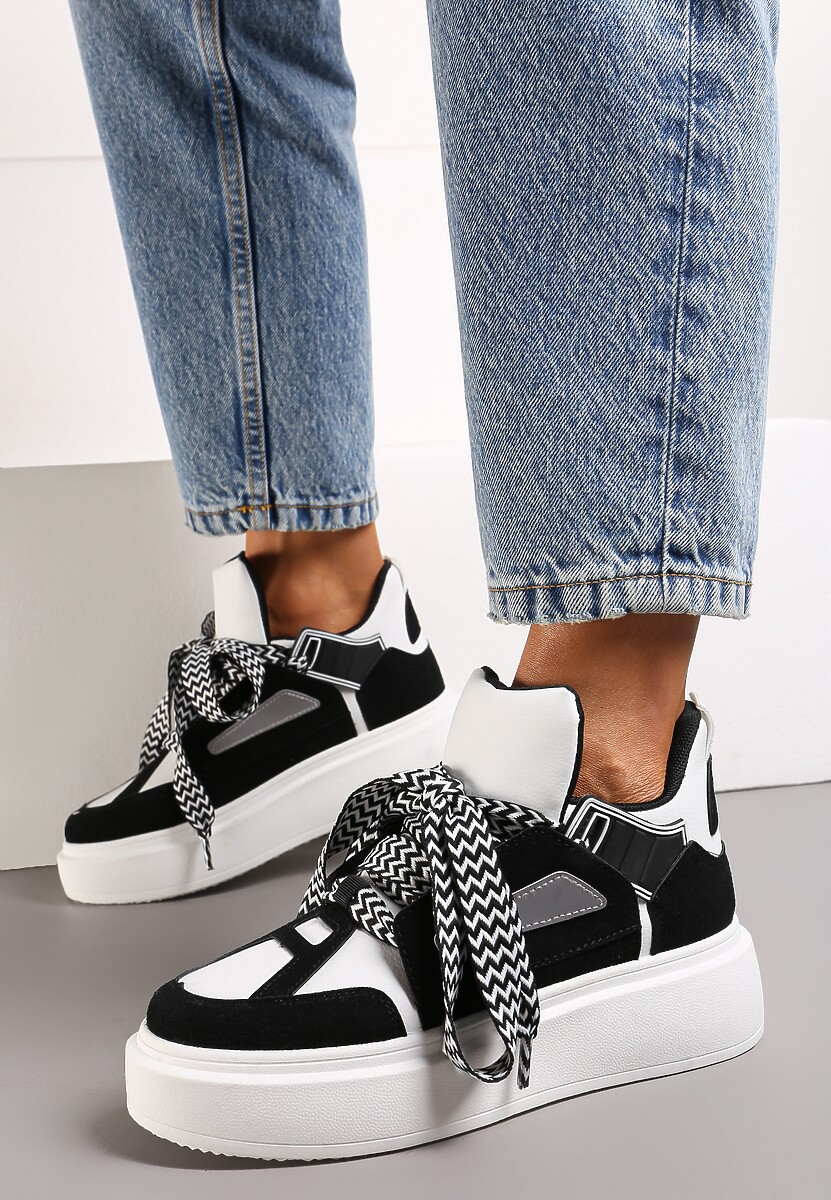 Czarno-Białe Sneakersy Na Niskiej Platformie z Szerokimi Sznurówkami we Wzorek Vidira