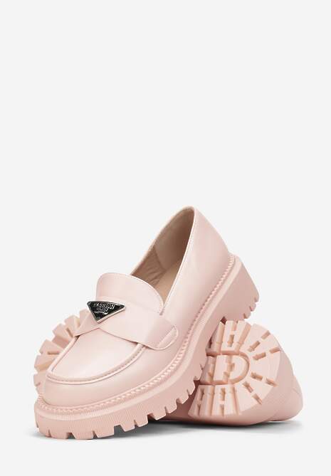 Jasnoróżowe Mokasyny na Grubej Podeszwie z Ozdobną Klamerką Silensa