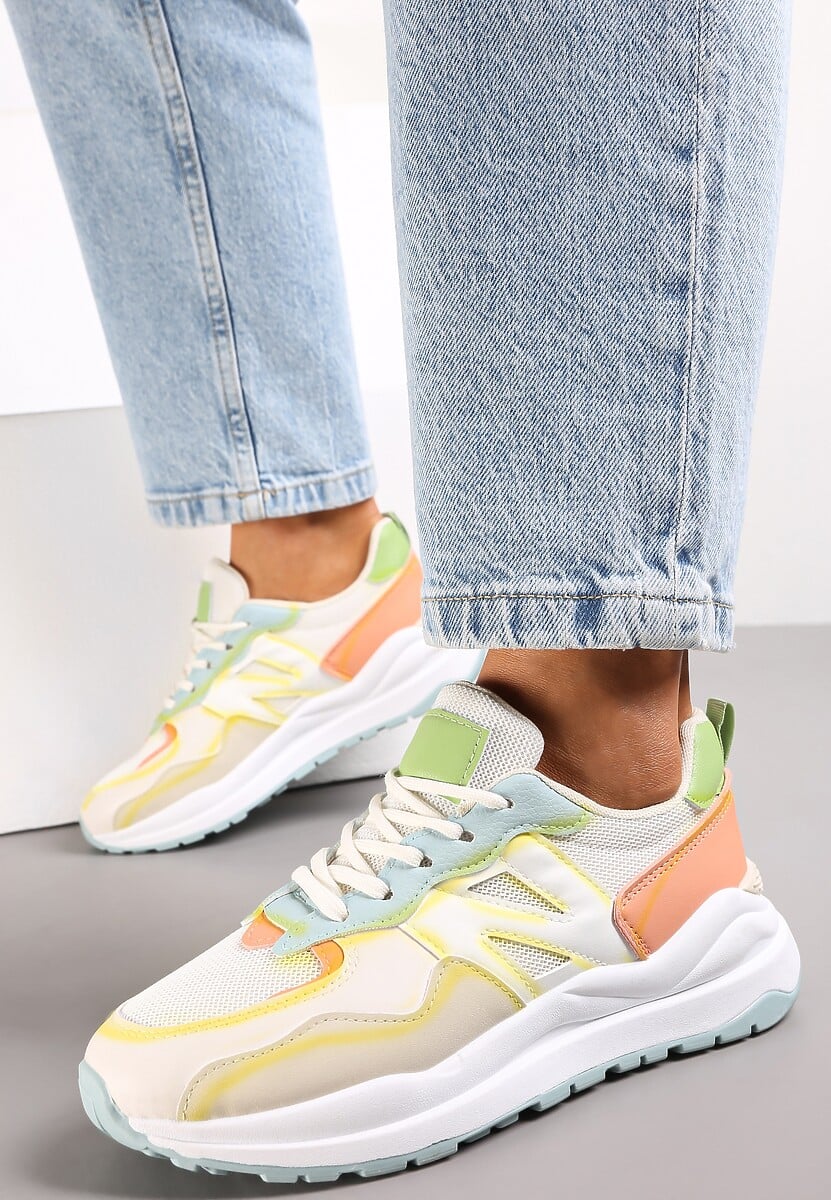 Biało-Pomarańczowe Sneakersy Przed Kostkę Zdobione Przeszyciami Flallesi