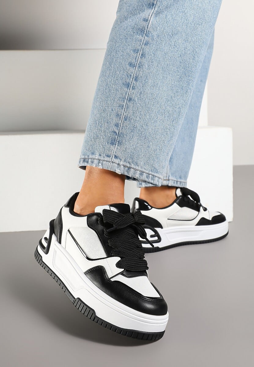 Czarno-Białe Sneakersy na Platformie Ozdobionej Tłoczeniem Deovithra