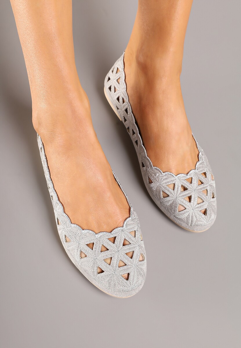 Szare Balerinki Vices z Ażurowymi Wycięciami Naneria