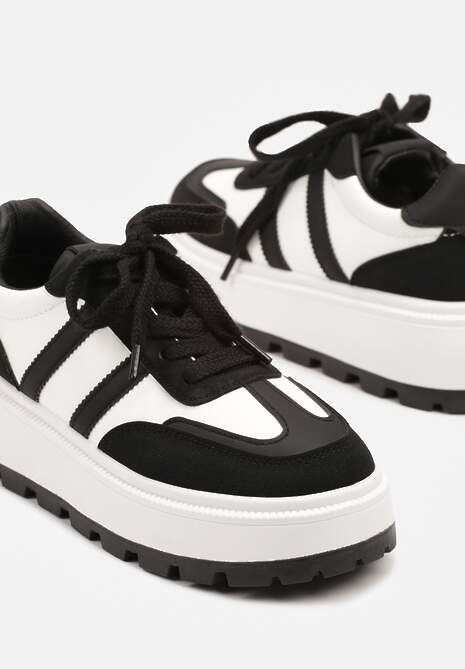 Czarno-Białe Sneakersy na Tłoczonej Platformie z Ozdobnymi Paskami Fonivena