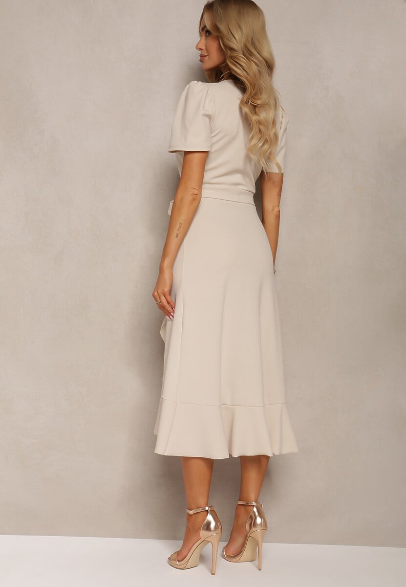 Beżowa Kopertowa Sukienka z Falbanką Caronia