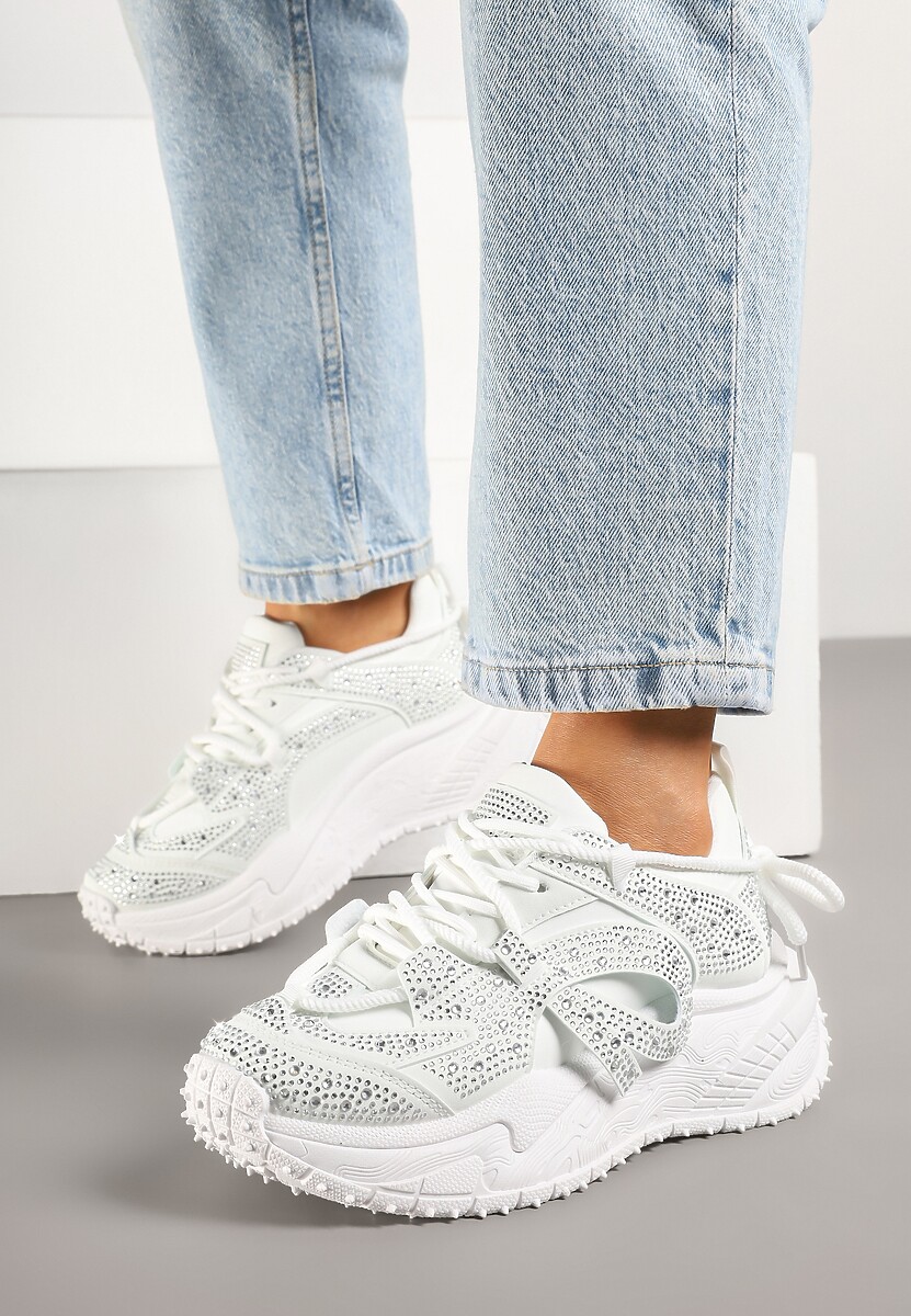 Białe Sneakersy z Cyrkoniami i Ozdobnym Sznurowaniem Sorvea