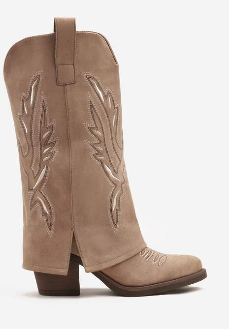 Ciemnobeżowe Kozaki w Stylu Kowbojek na Słupku z Haftem i Wywiniętą Cholewką Emmiste