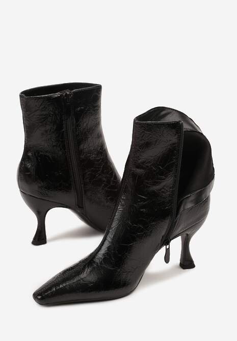Czarne Eleganckie Botki Vices na Kaczuszce Zdobione Tłoczeniem Brottalie