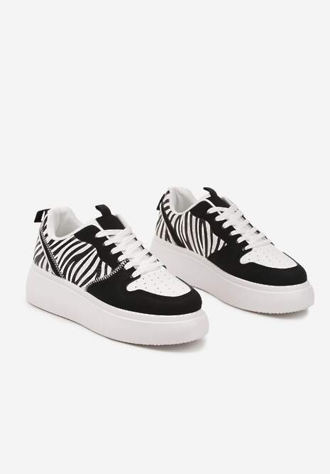 Czarno-Białe Sneakersy na Platformie z Perforacją na Nosku Ozdobione Wzorem w Zeberkę Senadaris