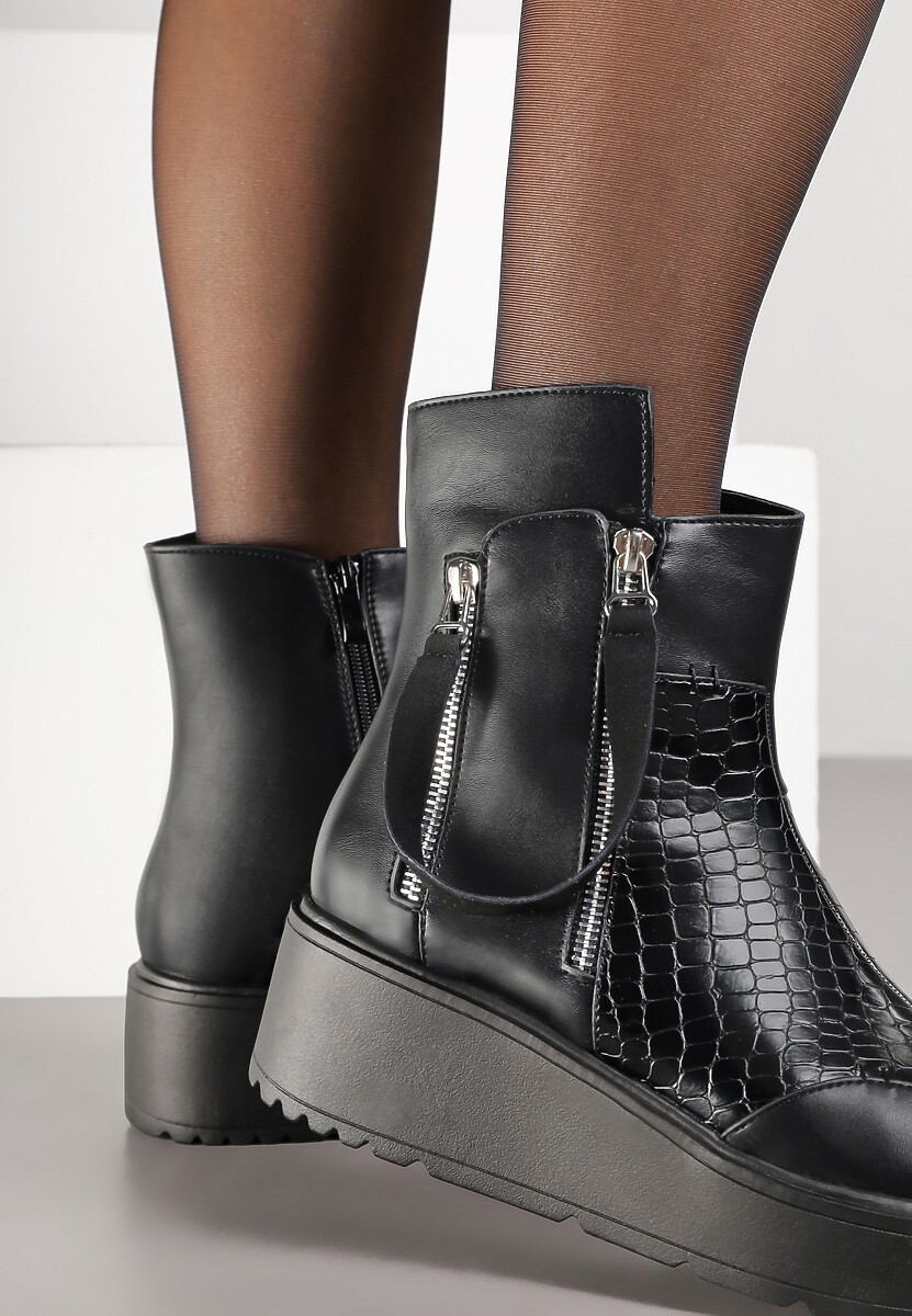 Czarne Botki Vices na Koturnie i Platformie Ozdobione Suwakiem Gattie