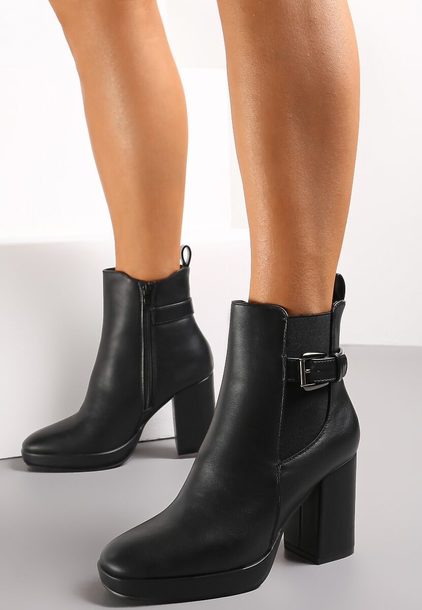 Czarne Botki na Słupku i Niskiej Platformie Ndidi