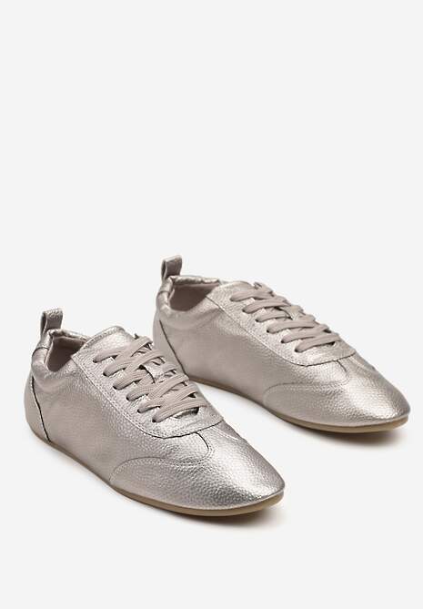 Srebrne Tenisówki bez Zdobień z Ekoskóry Verillis