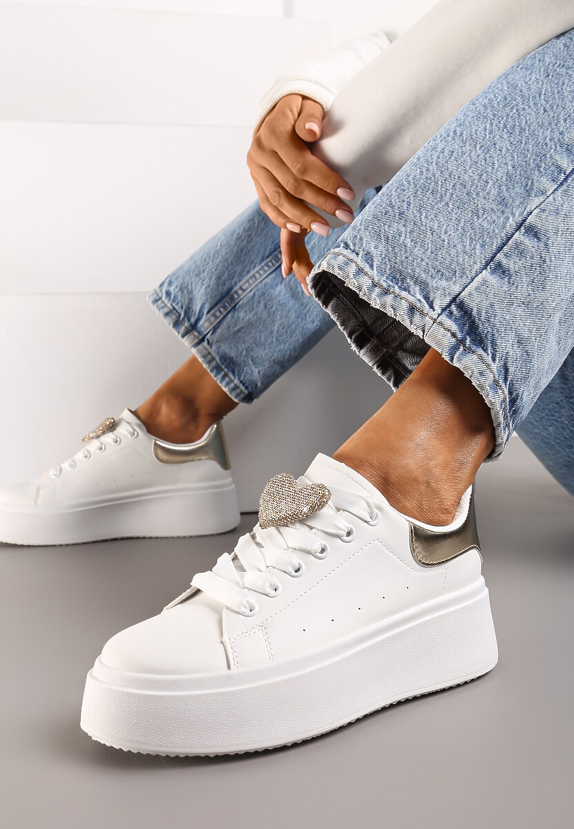 Biało-Złote Wiązane Casualowe Sneakersy na Platformie z Cyrkoniami i Metalową Aplikacją Illita