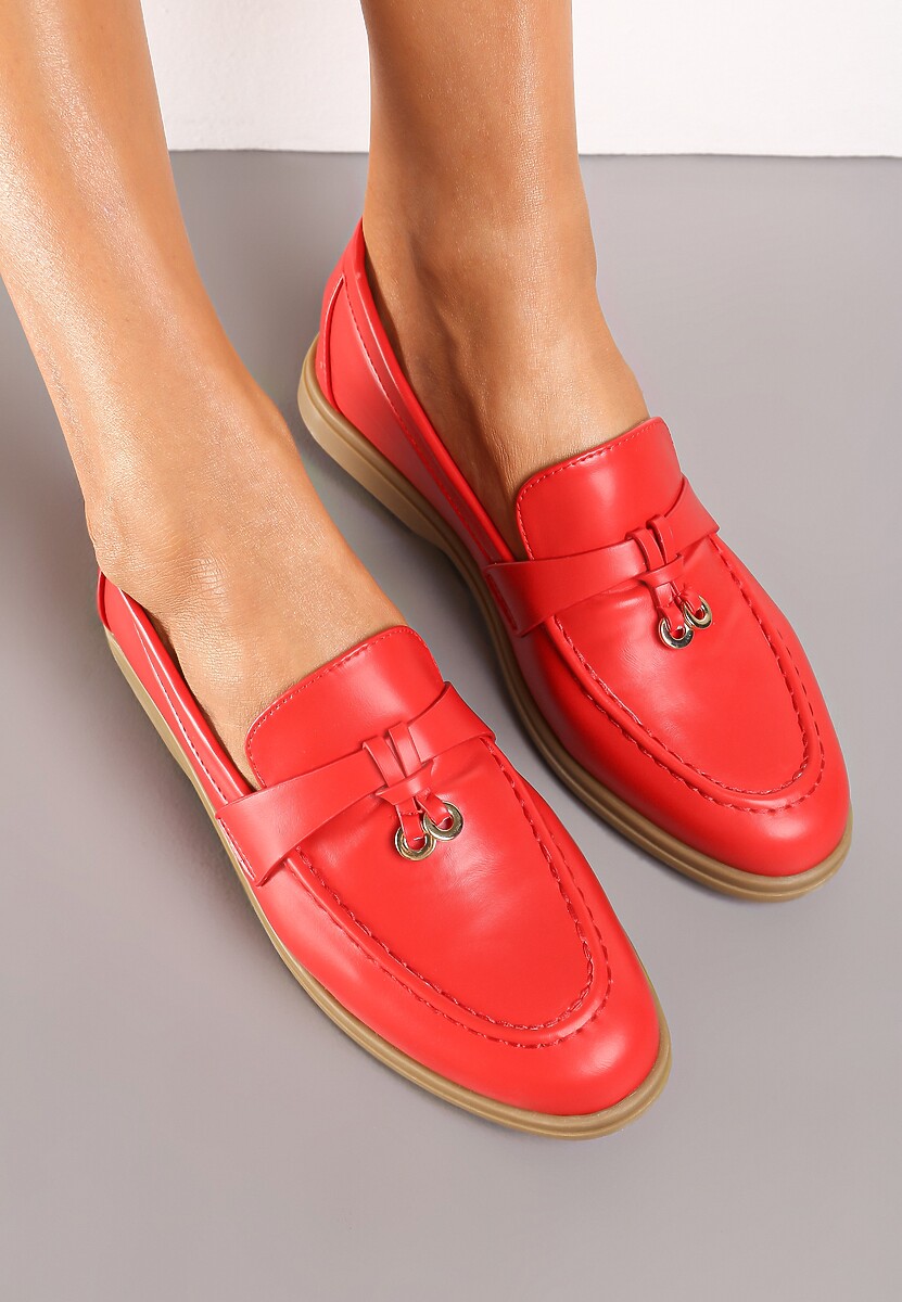 Czerwone Mokasyny z Imitacji Skóry z Minimalistyczną Zawieszką Biaha