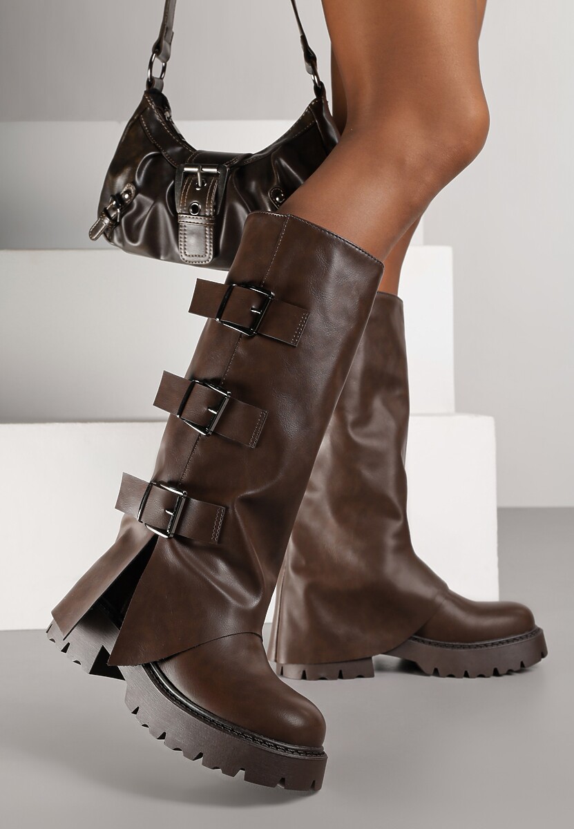 Ciemnobrązowe Kozaki VICES z Wywiniętą Cholewką Zdobioną Sprzączkami Anileria