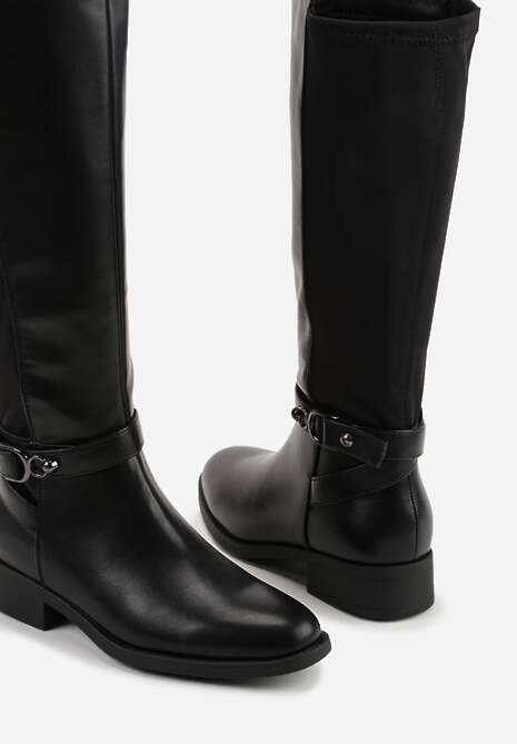 Czarne Kozaki w Stylu Oficerek Ozdobione Klamrami Otima