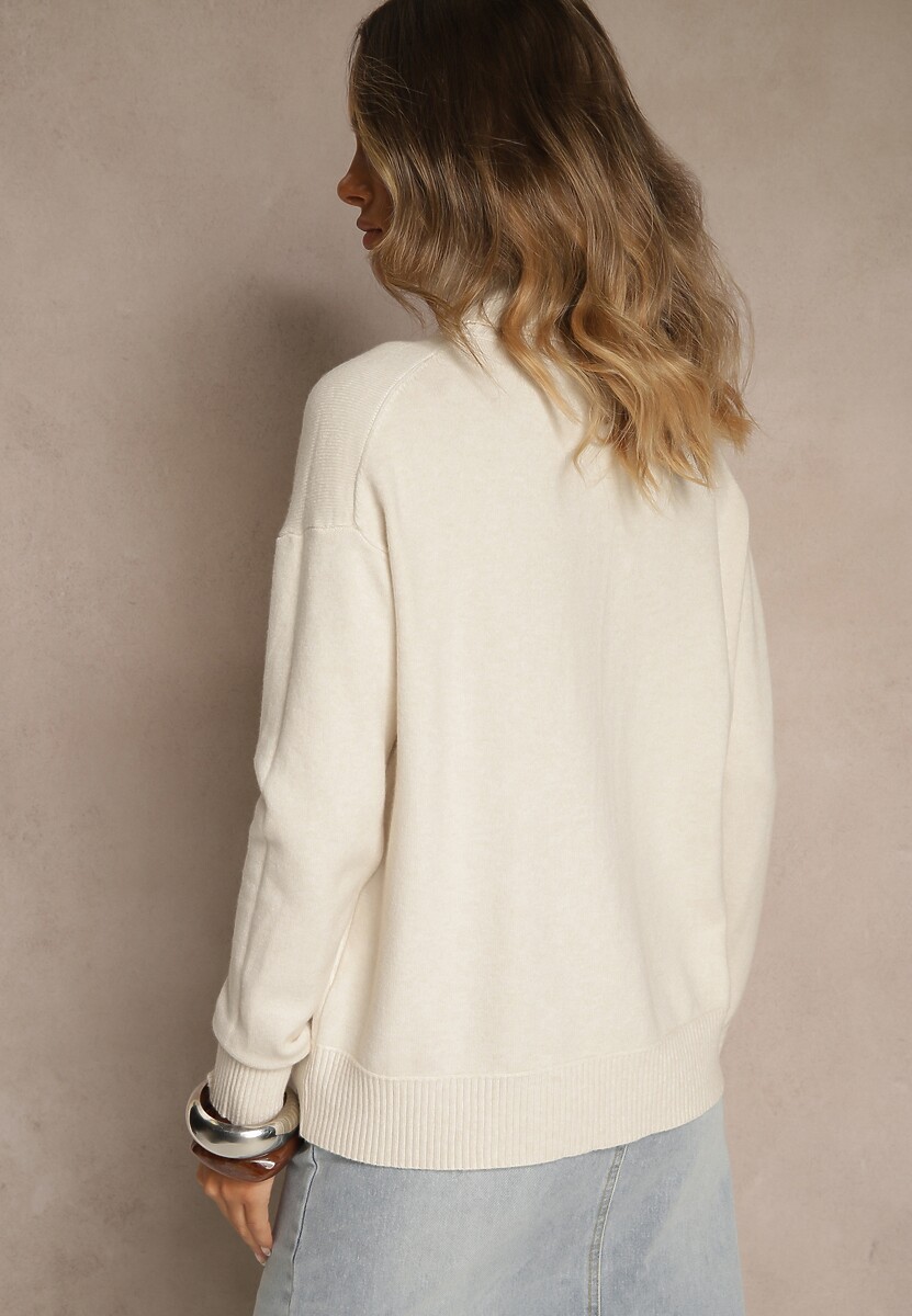 Jasnobeżowy Golf z Dodatkiem Kaszmiru z Przeszyciami po Bokach Avenella