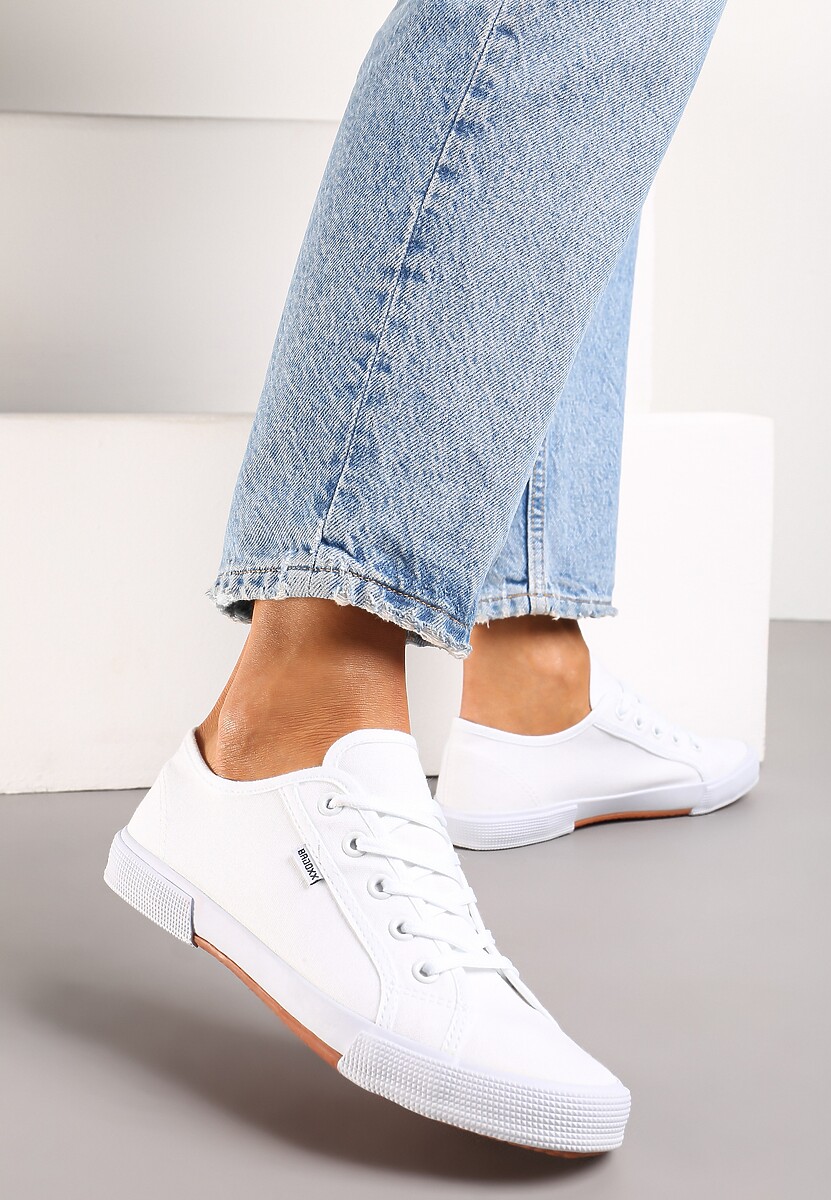 Białe Tenisówki Zdobione Przeszyciami Rhaerose