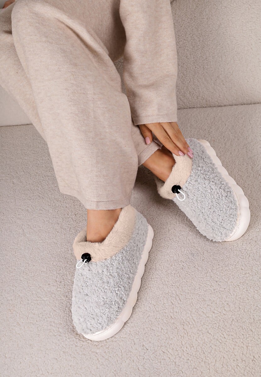 Szare Kapcie Vices z Futerkiem i Dodatkowym Ściągaczem Calavina