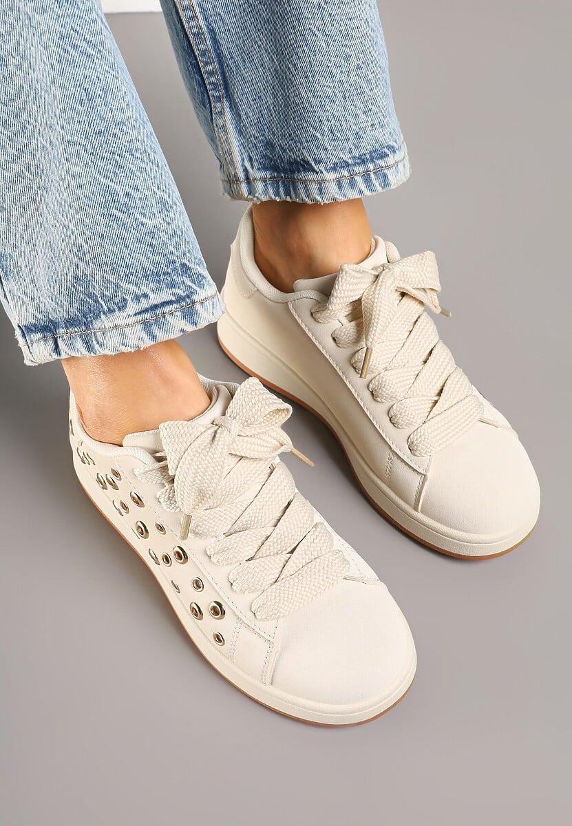 Beżowe Sneakersy z Ozdobnymi Nitami Feloriela