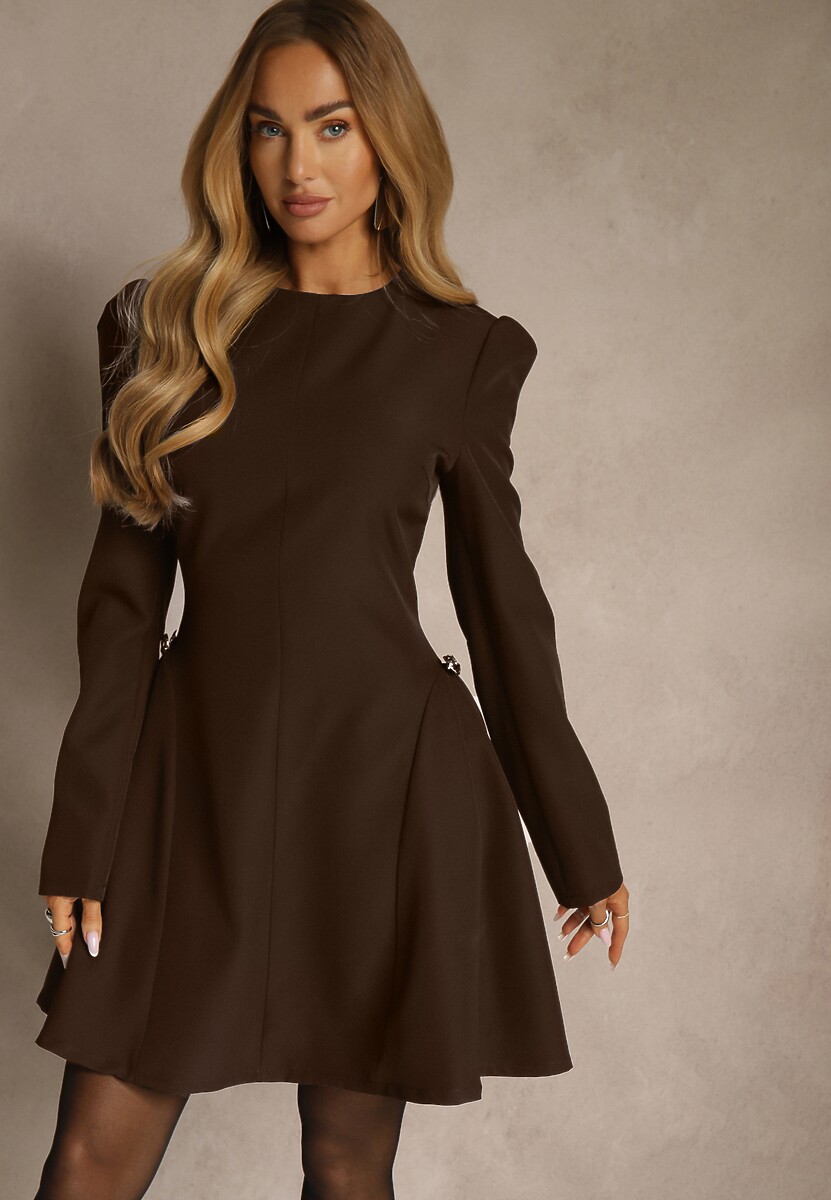 Brązowa Sukienka o Rozkloszowanym Kroju z Ozdobą z Boku Eleslia
