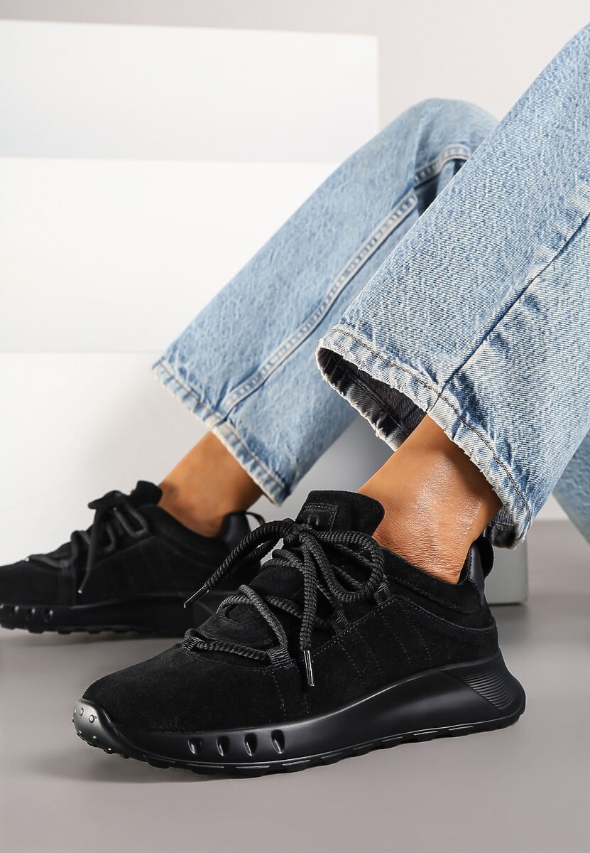 Czarne Zamszowe Sneakersy z Wkładką ze Skóry Naturalnej Dolavienne