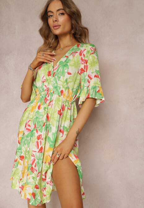 Jasnozielona Rozkloszowana Sukienka Mini z Kopertową Górą i Gumką w Talii z Wiskozy Elidi