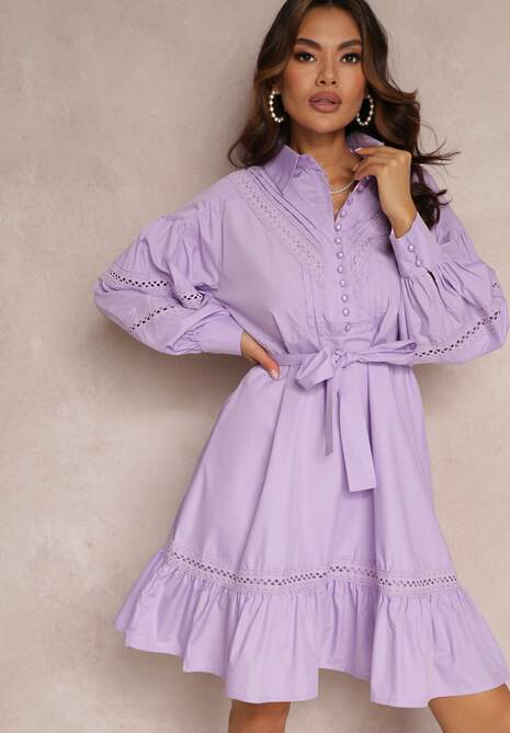 Fioletowa Koszulowa Sukienka z Perłowymi Guzikami i Koronkowymi Wstawkami Shyanne
