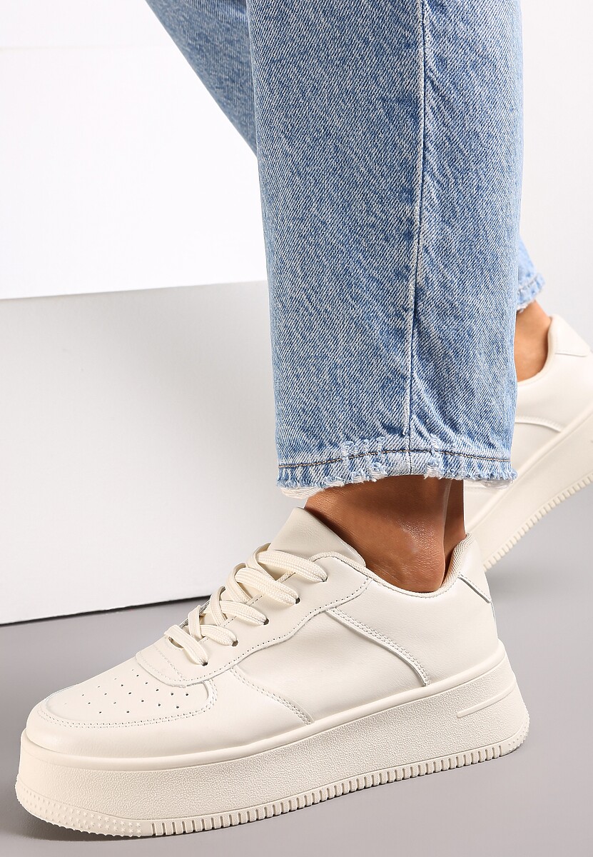 Białe Sznurowane Sneakersy na Platformie z Bieżnikiem Arvilla