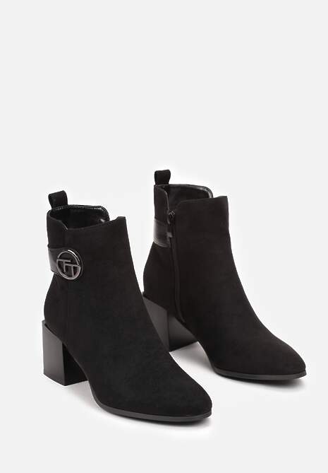 Czarne Botki na Niskim Słupku z Klamerką Avintta
