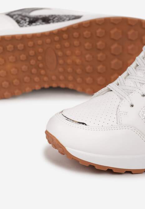 Białe Płaskie Sneakersy Przed Kostkę z Ozdobną Cholewką Tritari