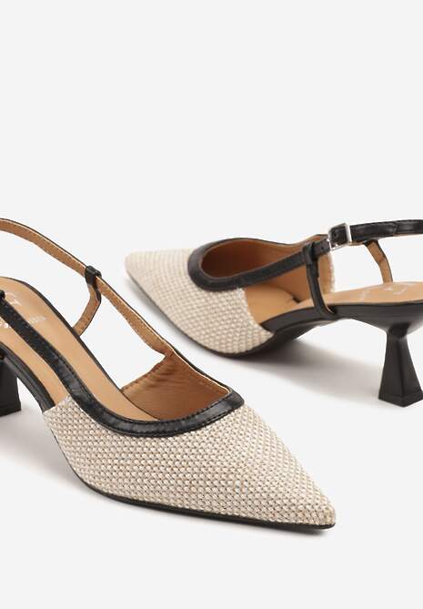 Beżowo-Czarne Sandały na Kaczuszce z Noskiem w Szpic Zdobione Tweedem Silloti