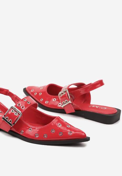 Czerwone Lakierowane Sandały Ozdobione Metalicznymi Detalami Saniora