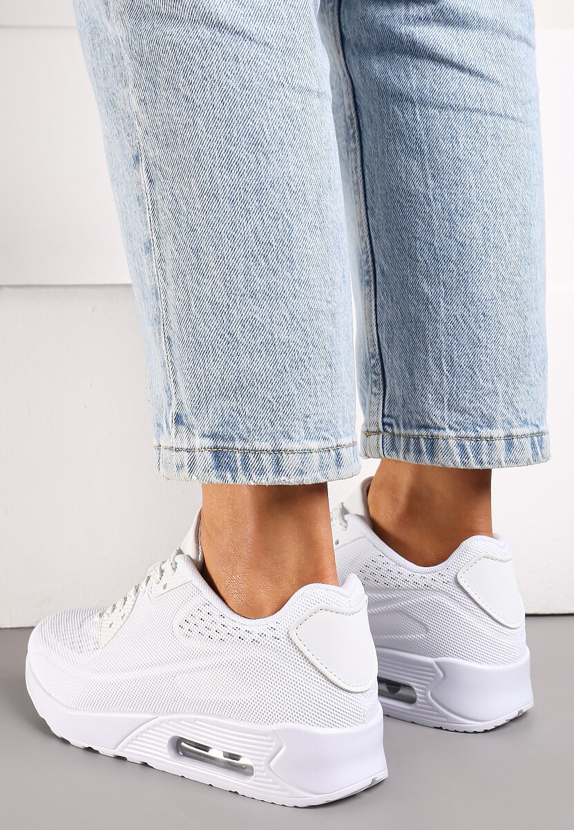 Białe Sznurowane Sneakersy na Air Podeszwie Azorilda