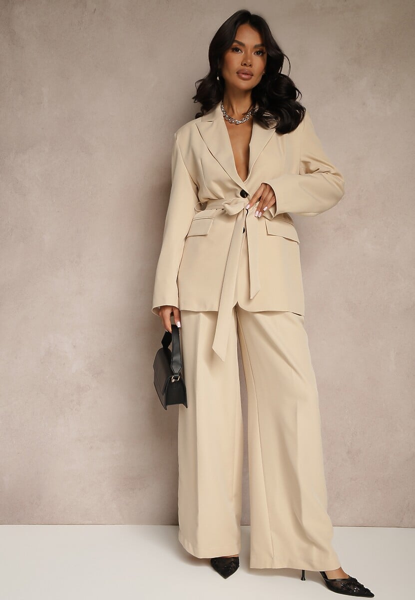 Czarna Jednorzędowa Marynarka o Taliowanym Fasonie z Wiązanym Paskiem Daviritte